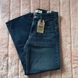 Levis NWT 550 relaxed tapered size 12 reg jeans